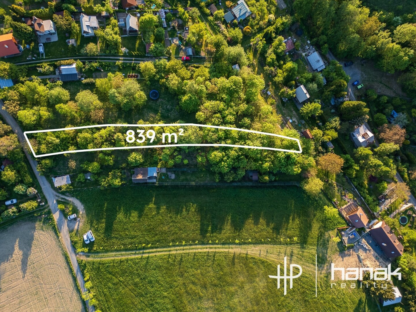 Pozemky - zahrady, 839 m²