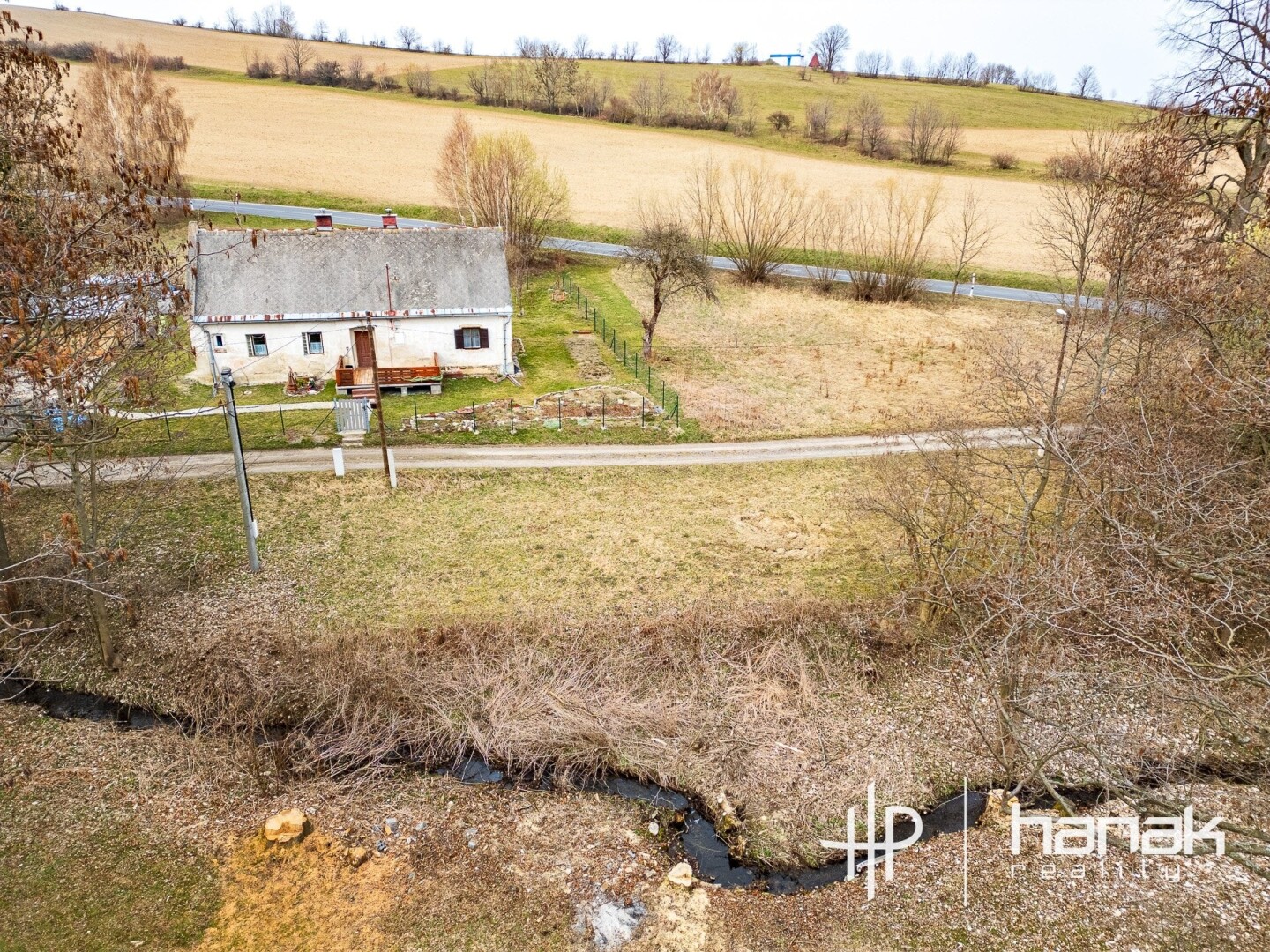 Stavebního pozemku s projektem 1 019 m²