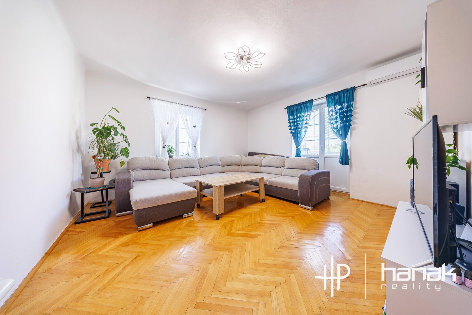 Bytu 4+1 72 m²