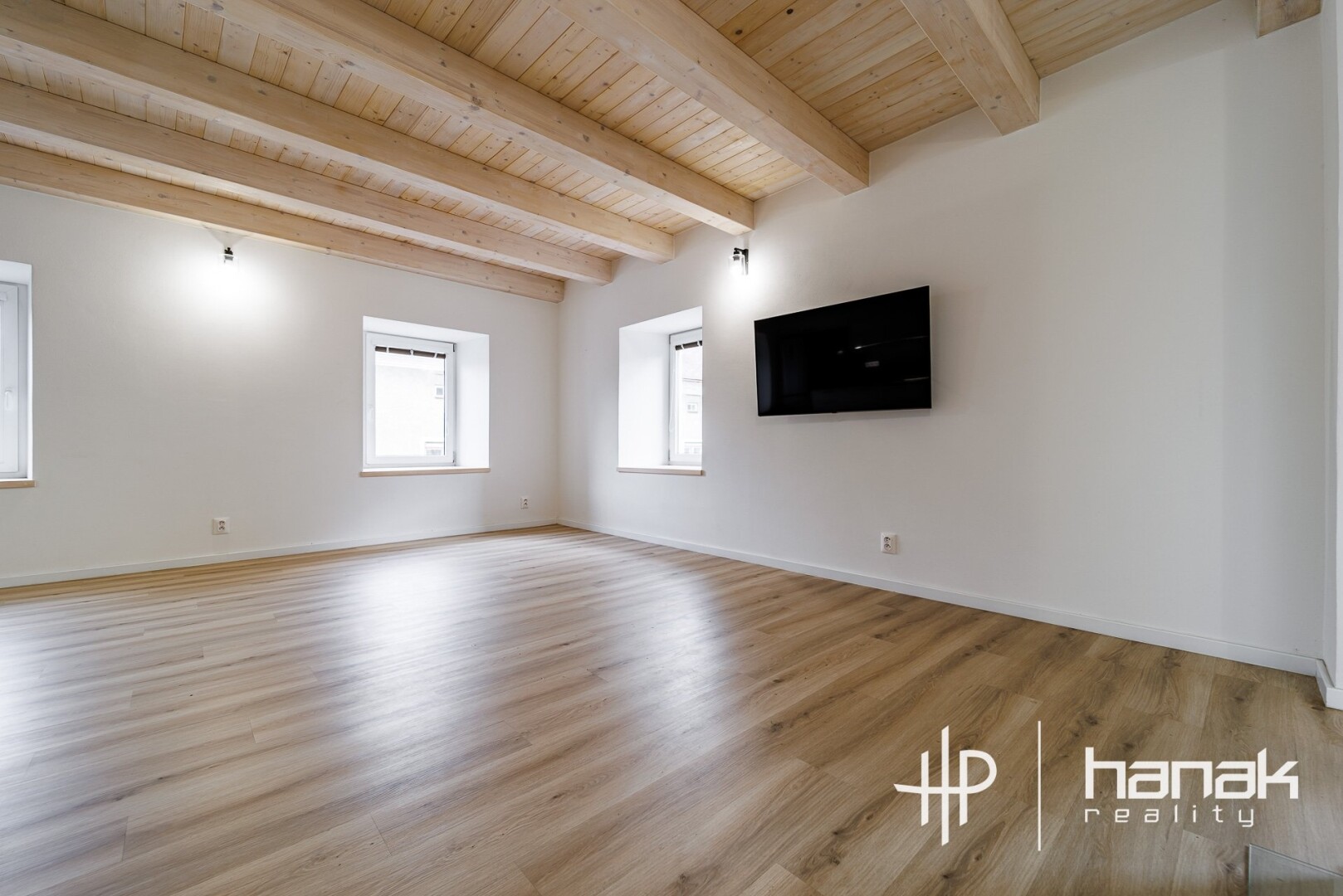 BytU 3+kk, 85 m²