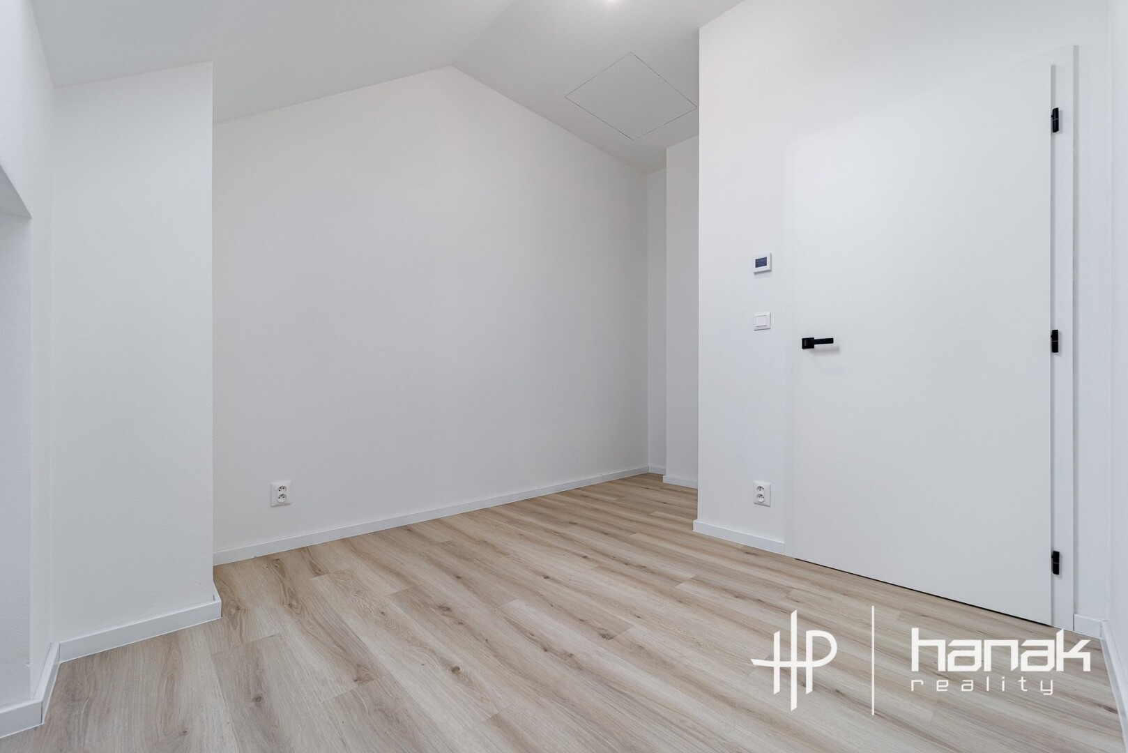 BytU 3+kk, 85 m²