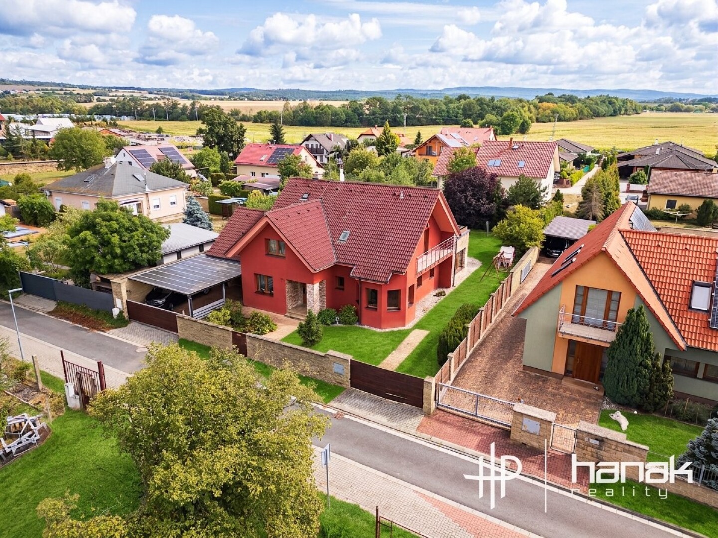 Nadstandardní a velkorysý rodinný dům – Bystrovany, ul. Záhumenky