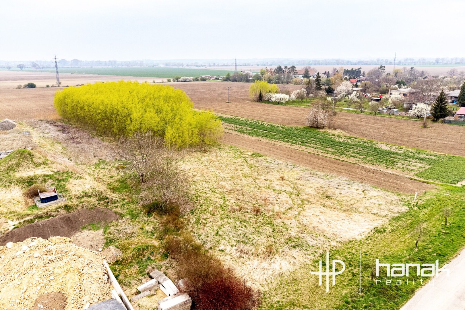 Pozemky pro komerční výstavbu, 5 439 m²