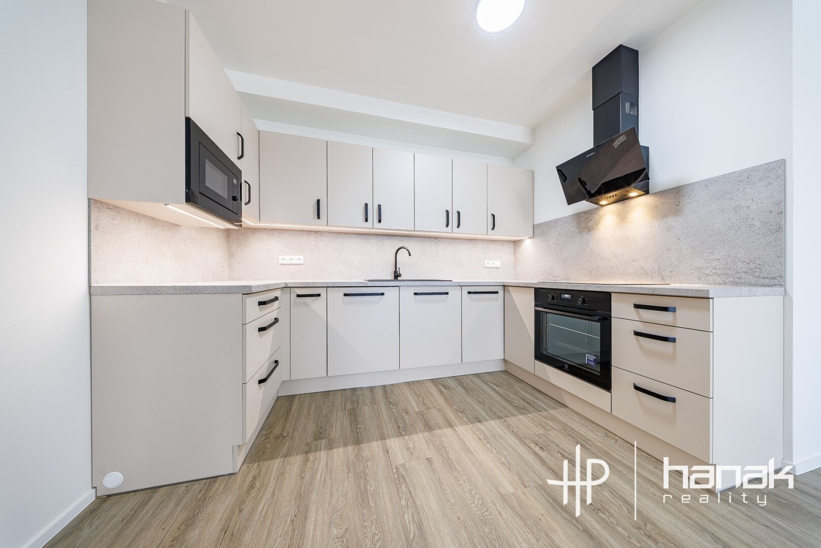 Bytu 3+kk 75 m²
