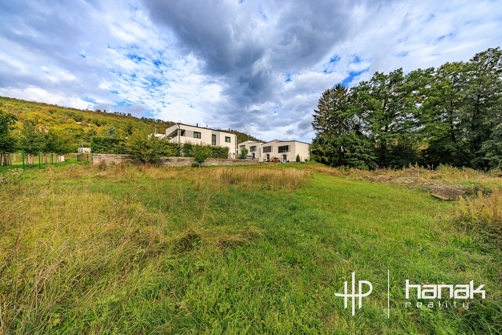 Stavebního pozemku 1 606 m²