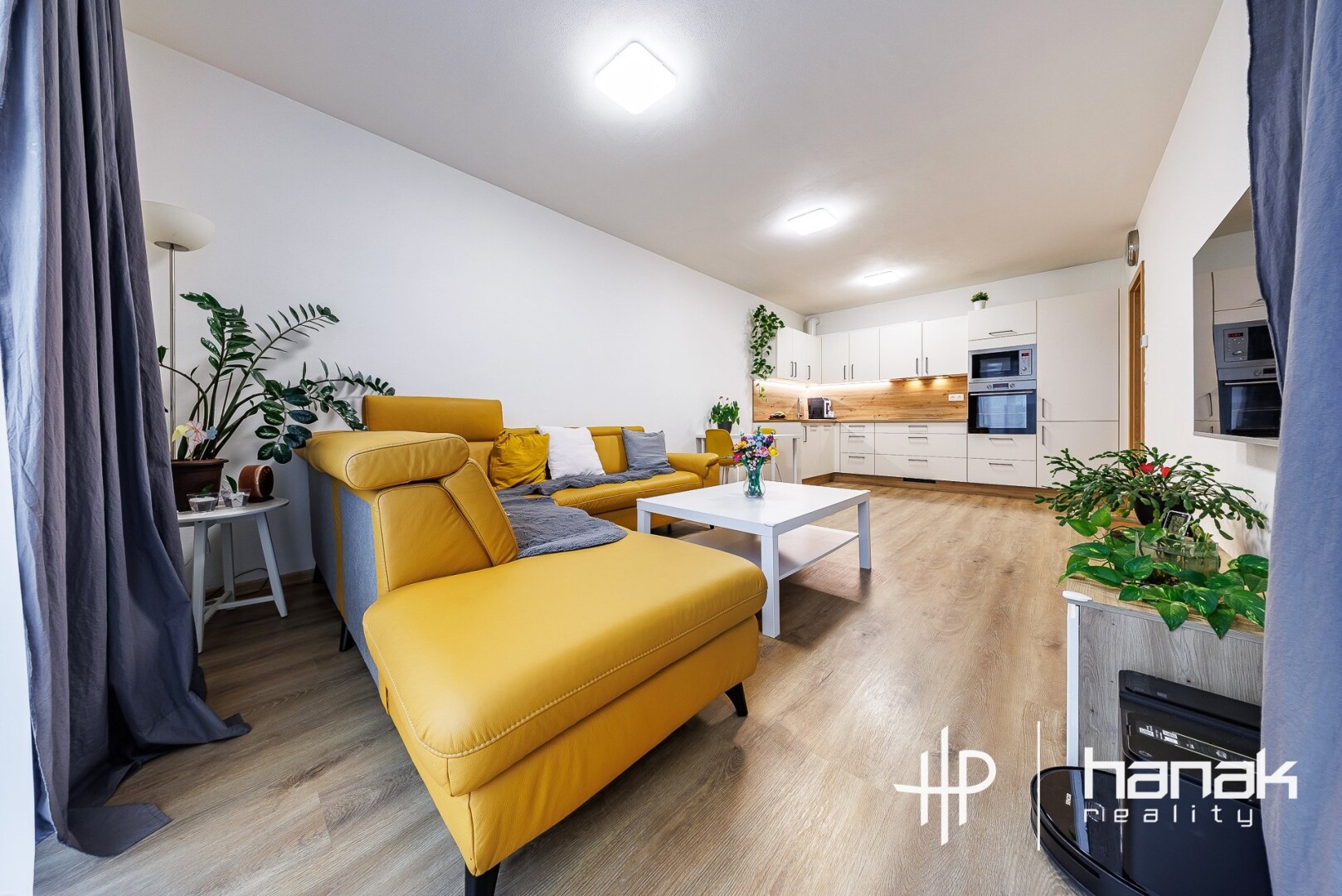 Bytu 2+kk, 55 m² - Pionýrů