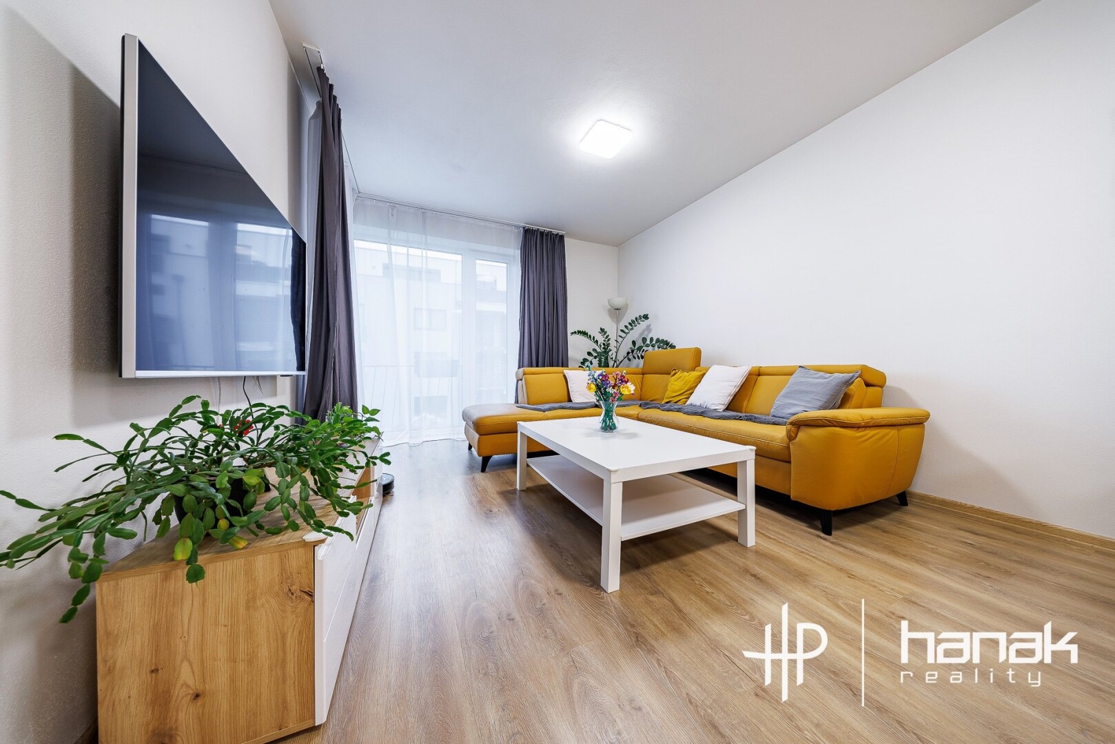 Bytu 2+kk, 55 m² - Pionýrů